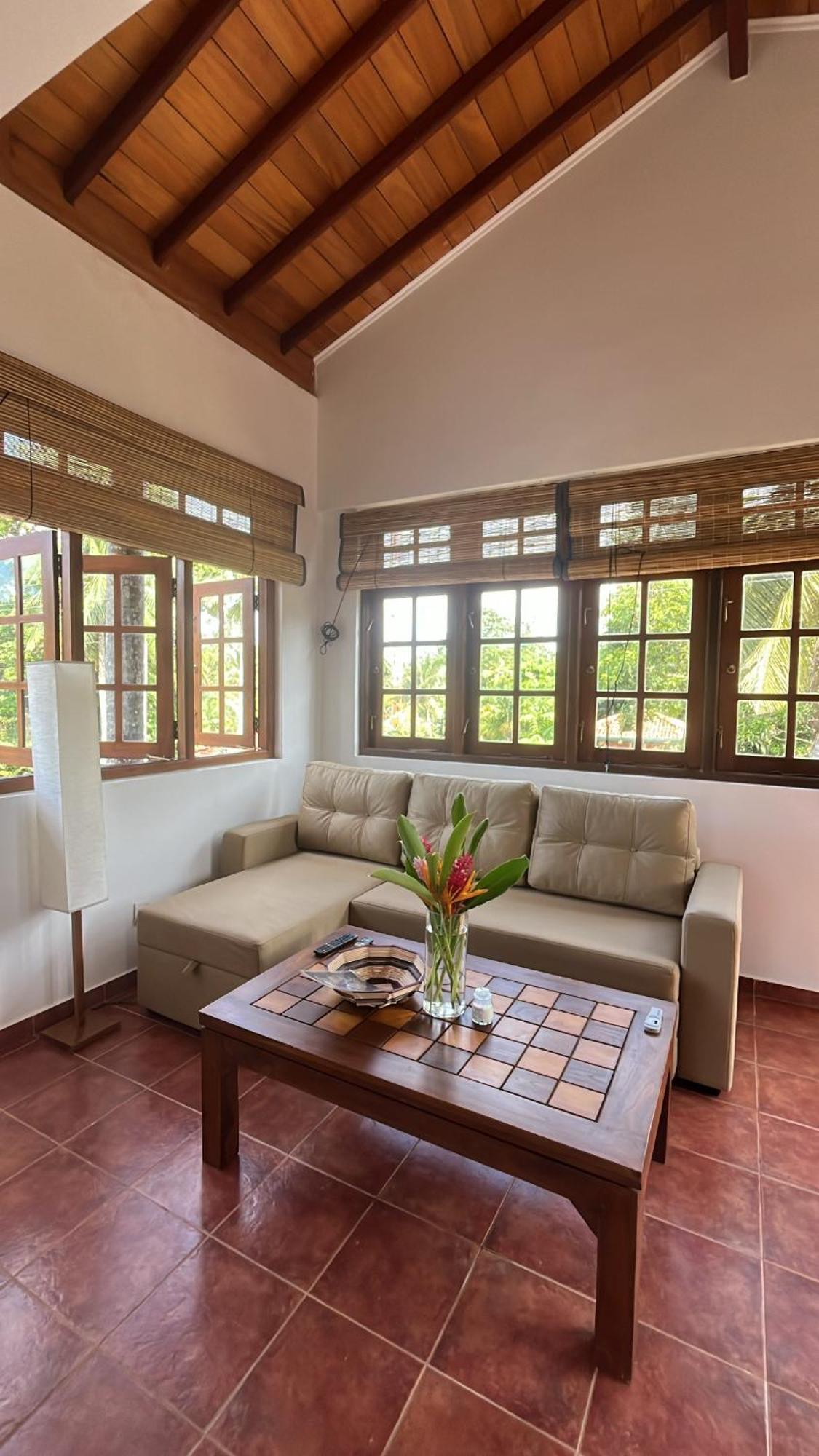 אינדורואה Beach Club Apartments מראה חיצוני תמונה