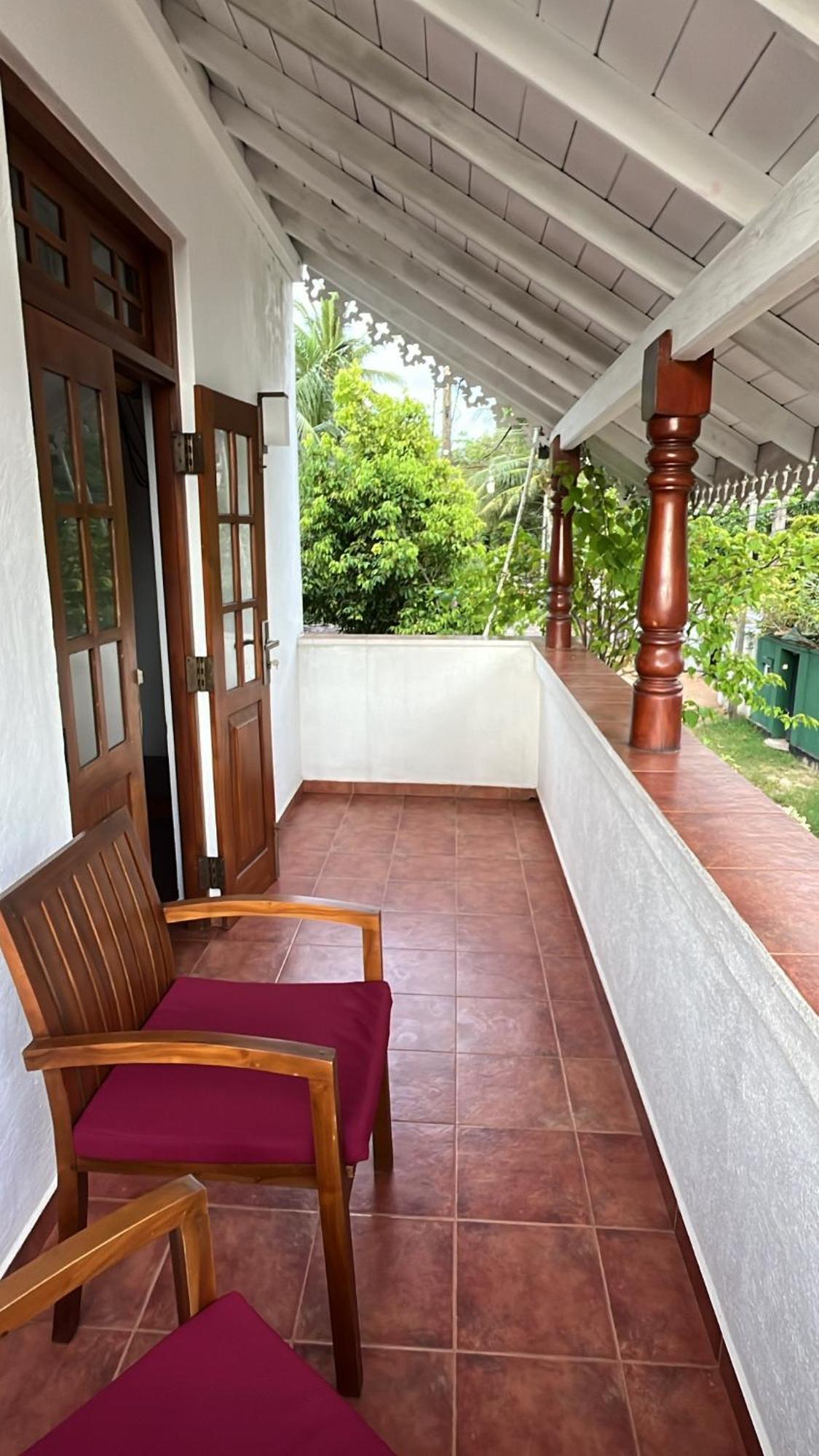 אינדורואה Beach Club Apartments מראה חיצוני תמונה