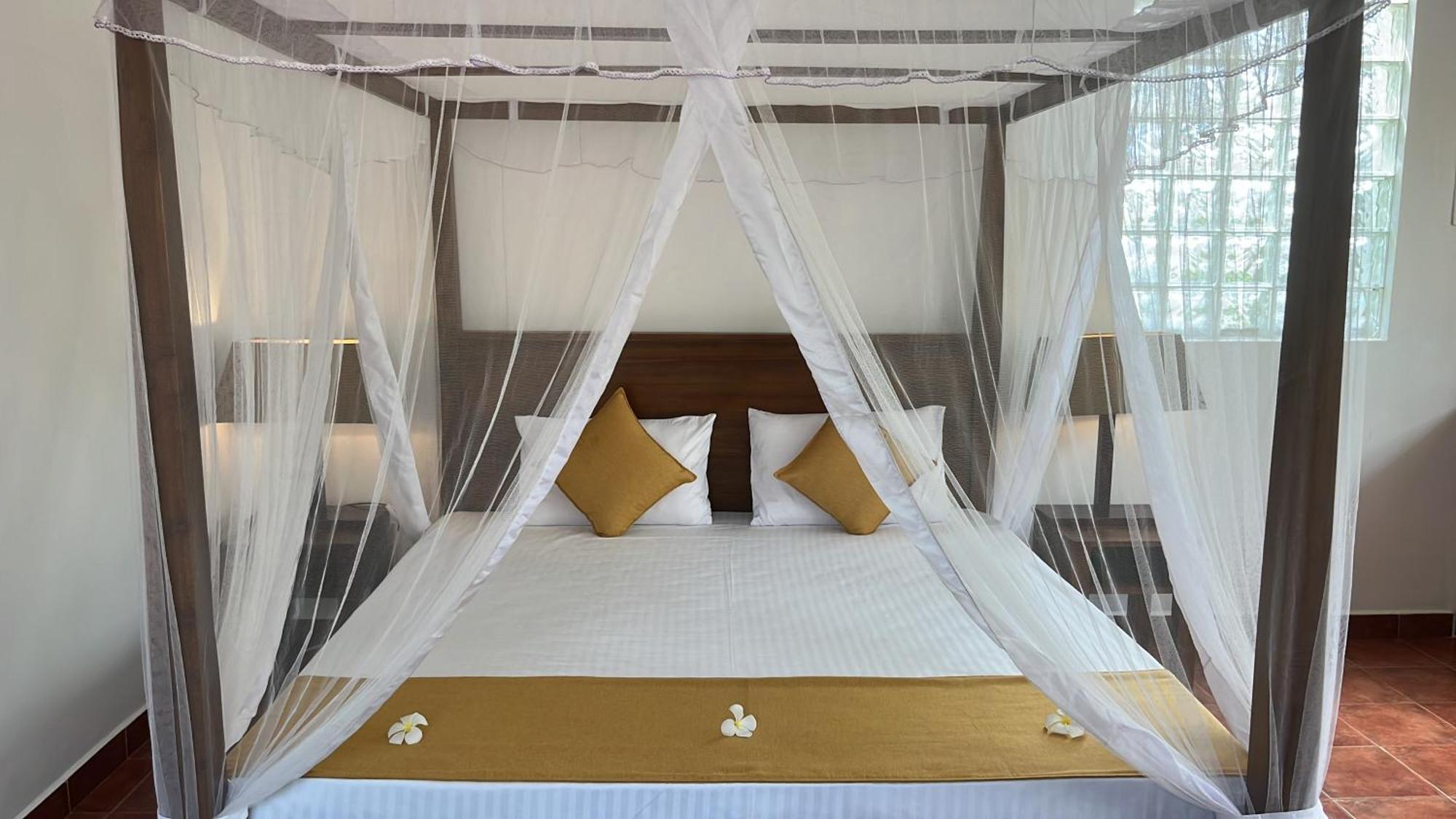 אינדורואה Beach Club Apartments מראה חיצוני תמונה